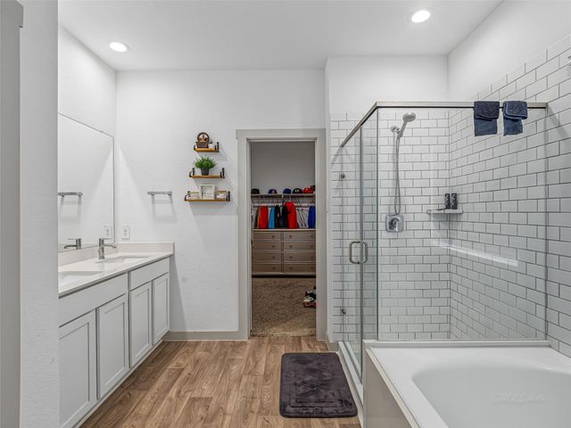 8043 Milam Lane, Rosharon, TX 77583