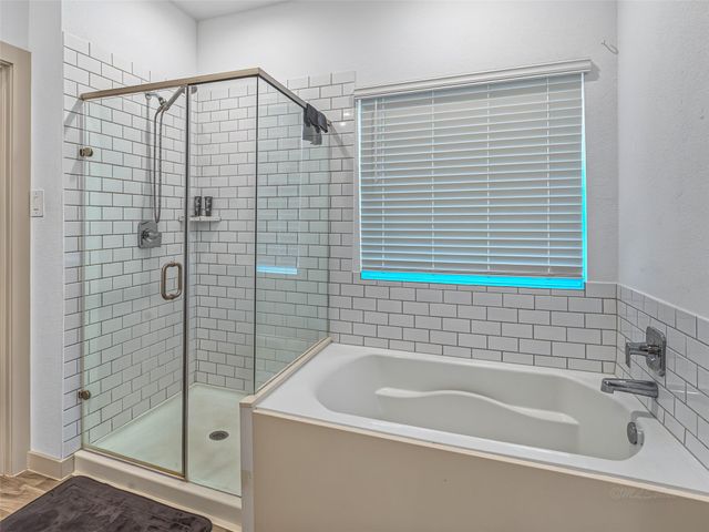 8043 Milam Lane, Rosharon, TX 77583