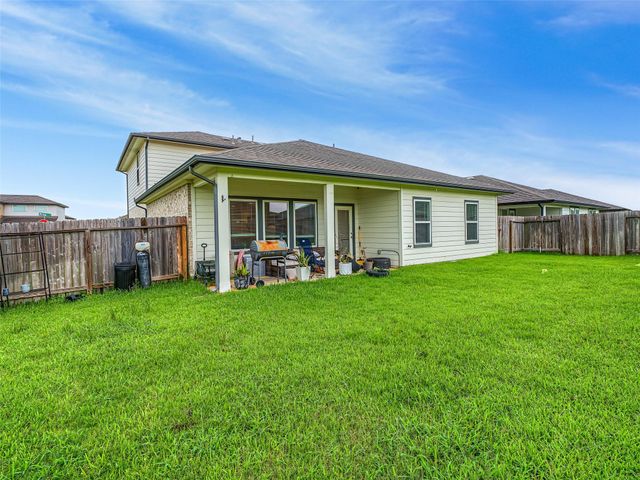 8043 Milam Lane, Rosharon, TX 77583