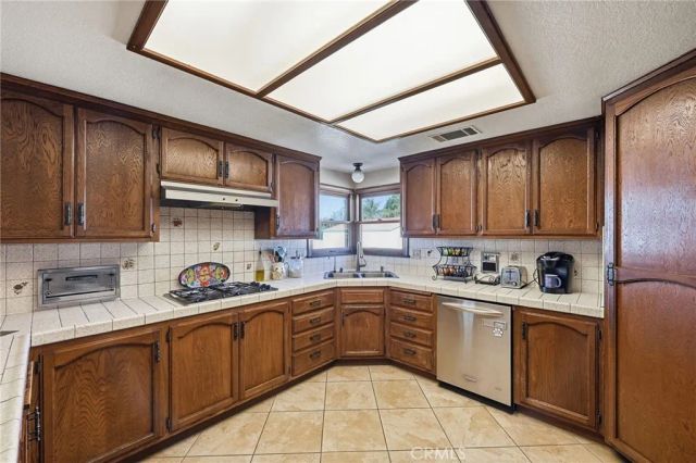 11135 Old Fashion, Riverside, CA 92503