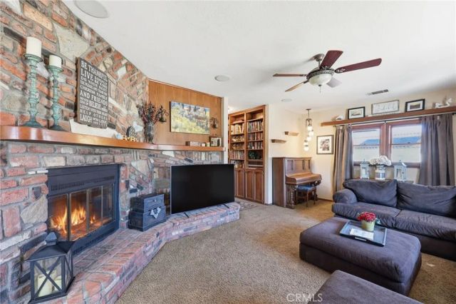 11135 Old Fashion, Riverside, CA 92503