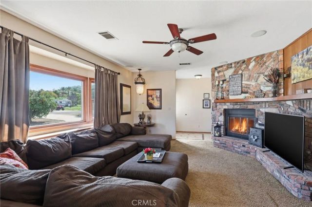 11135 Old Fashion, Riverside, CA 92503