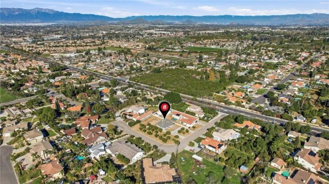 11135 Old Fashion, Riverside, CA 92503