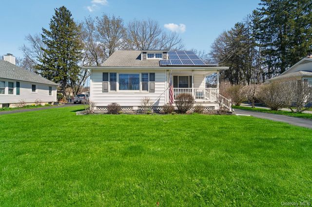 15 Rose Place, Central Valley, NY 10917