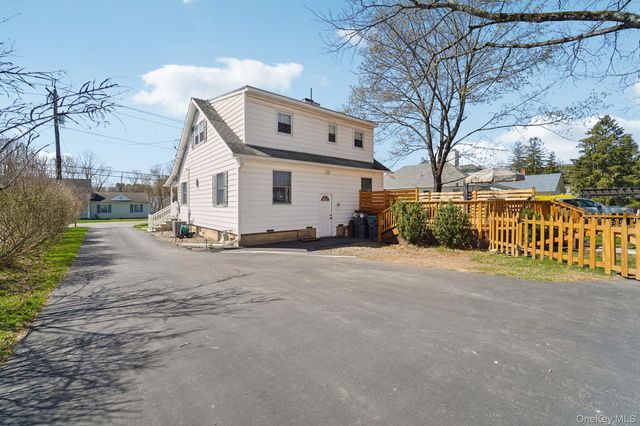 15 Rose Place, Central Valley, NY 10917
