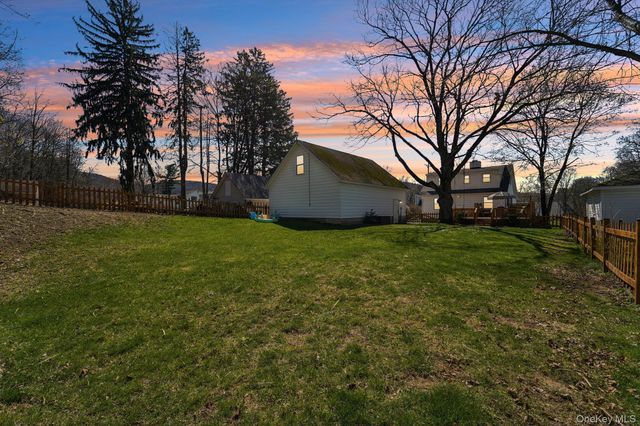 15 Rose Place, Central Valley, NY 10917