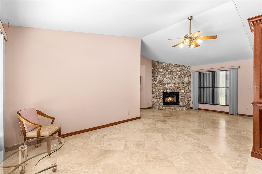 Image 31 of property listing at 810 HENSEL HILL ROAD W, Port Orange, FL 32127