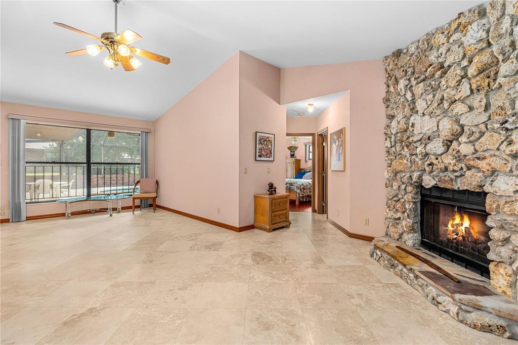 Image 35 of property listing at 810 HENSEL HILL ROAD W, Port Orange, FL 32127