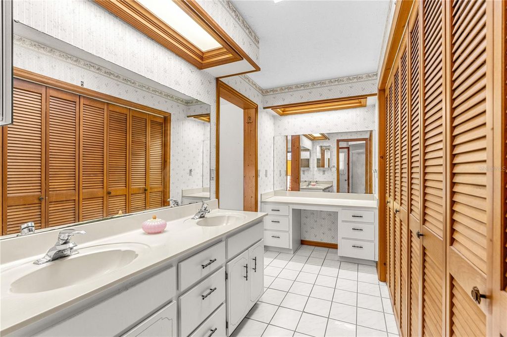 Image 41 of property listing at 810 HENSEL HILL ROAD W, Port Orange, FL 32127