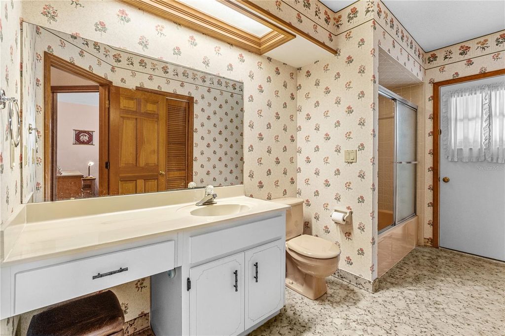 Image 45 of property listing at 810 HENSEL HILL ROAD W, Port Orange, FL 32127