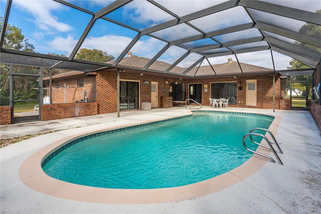 Image 10 of property listing at 810 HENSEL HILL ROAD W, Port Orange, FL 32127