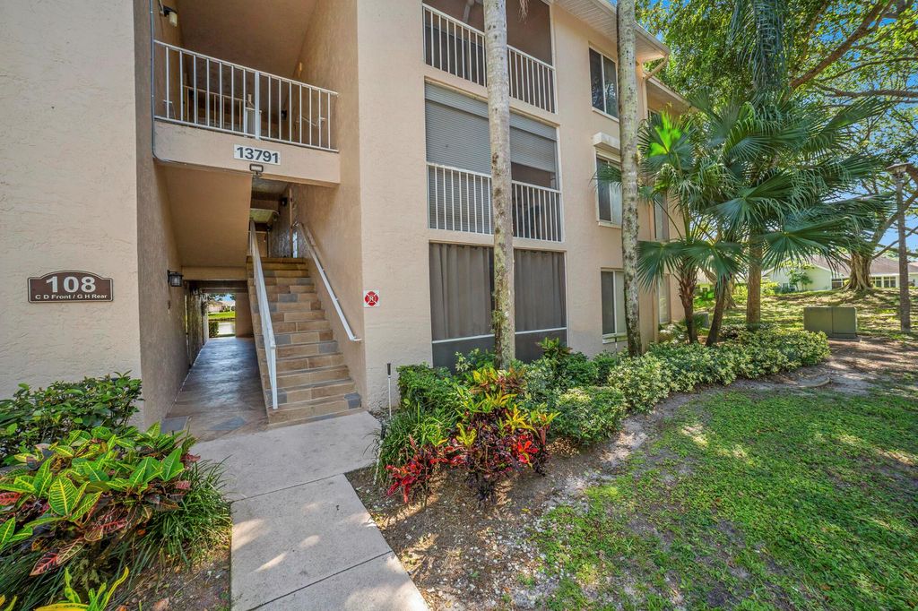 13791 Oneida Drive D3, Delray Beach, FL 33446