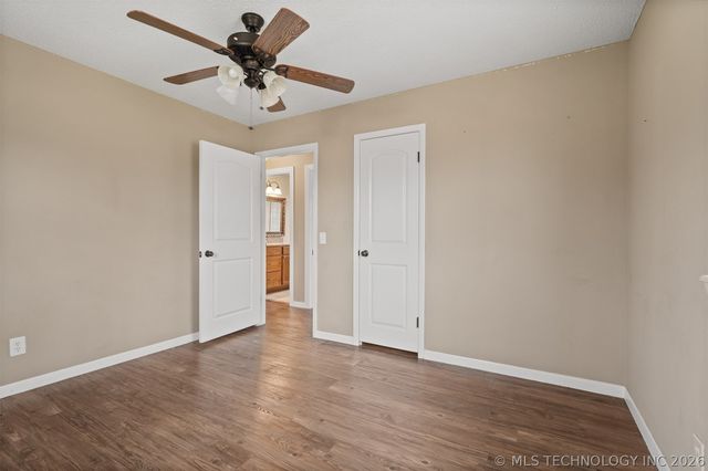 1411 Newport Road, Lone Grove, OK 73443