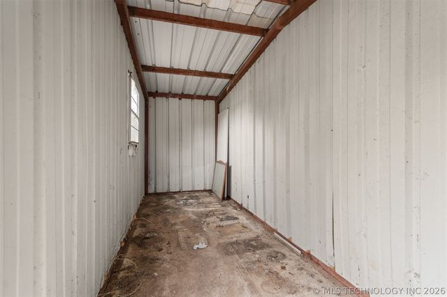 1411 Newport Road, Lone Grove, OK 73443