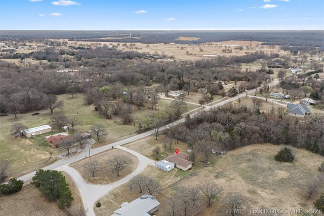 1411 Newport Road, Lone Grove, OK 73443