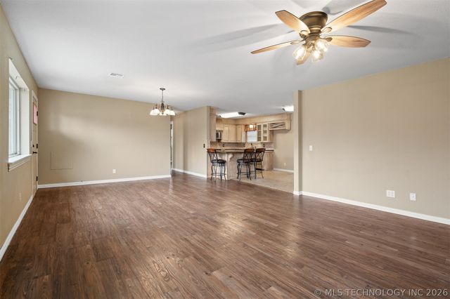 1411 Newport Road, Lone Grove, OK 73443