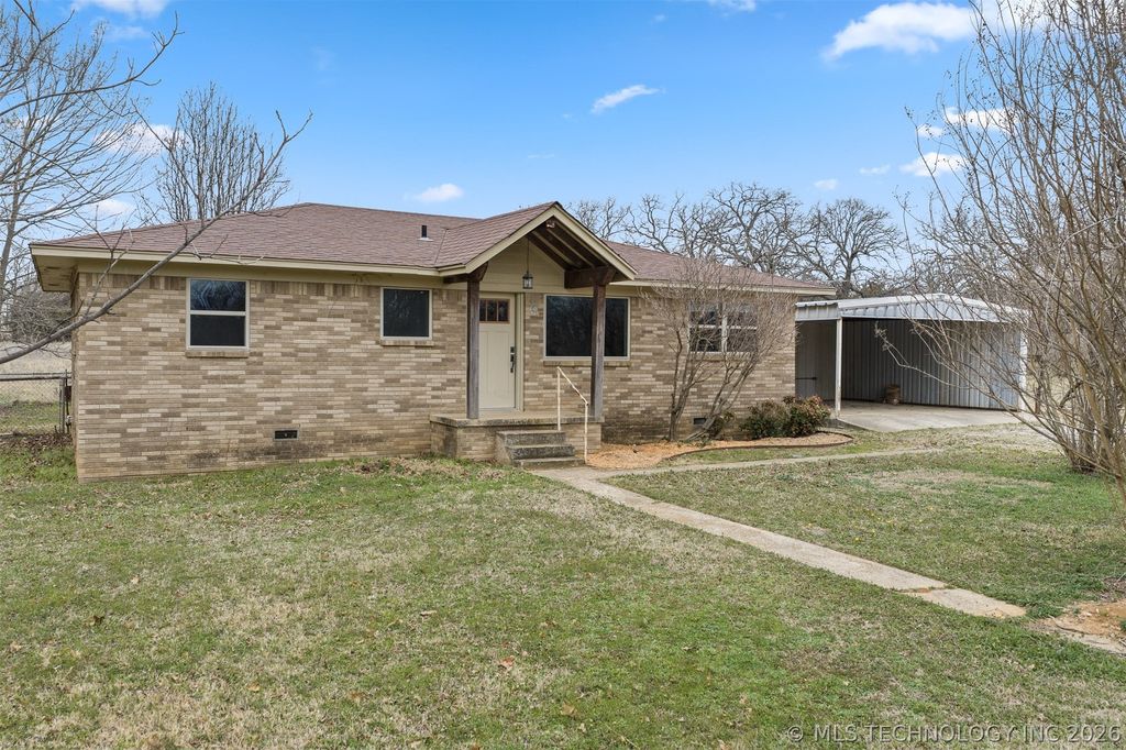1411 Newport Road, Lone Grove, OK 73443