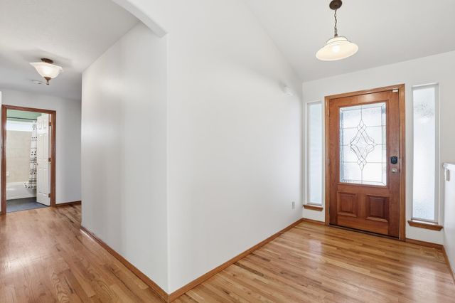 8913 E Vista Park Dr, Spokane, WA 99217