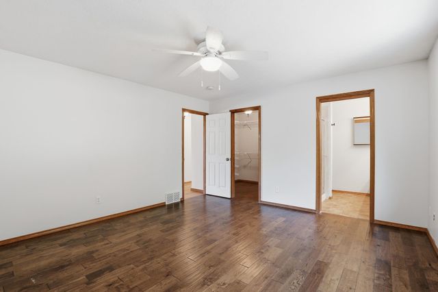 8913 E Vista Park Dr, Spokane, WA 99217