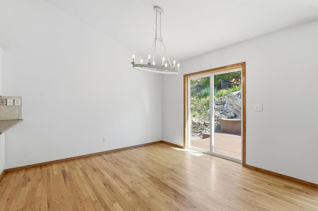 8913 E Vista Park Dr, Spokane, WA 99217