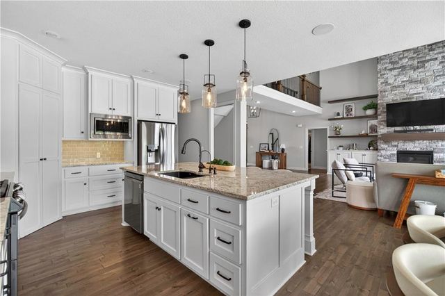 15063 Canton Road, Gardner, KS 66030