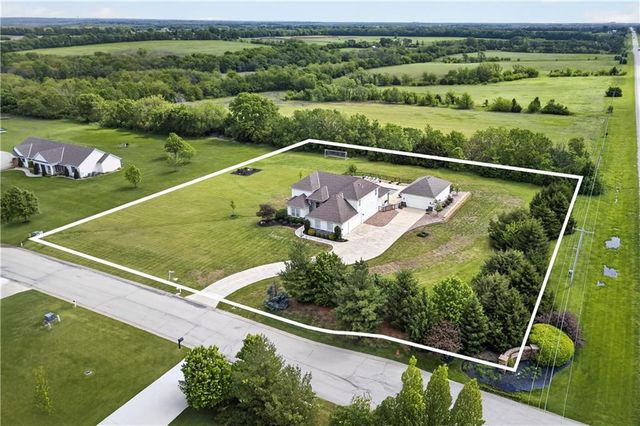 15063 Canton Road, Gardner, KS 66030