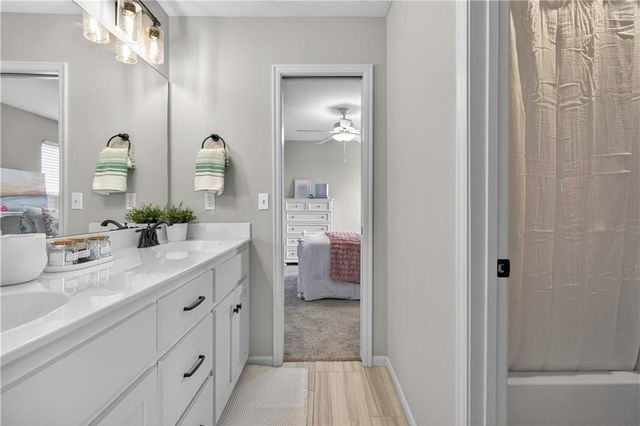 15063 Canton Road, Gardner, KS 66030