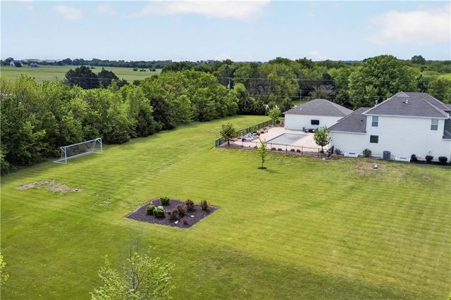 15063 Canton Road, Gardner, KS 66030