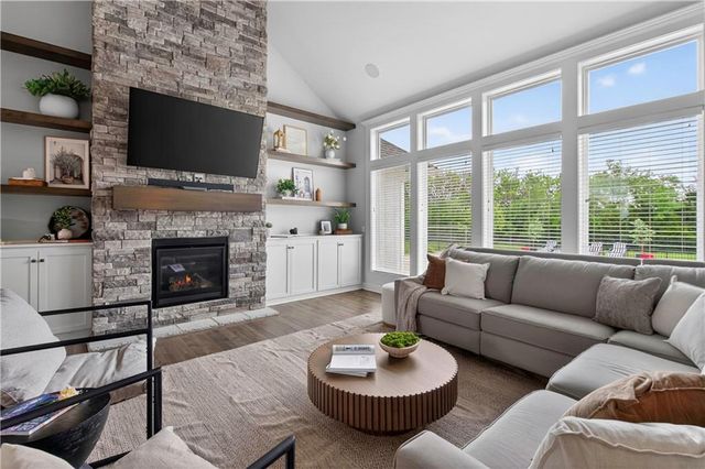 15063 Canton Road, Gardner, KS 66030