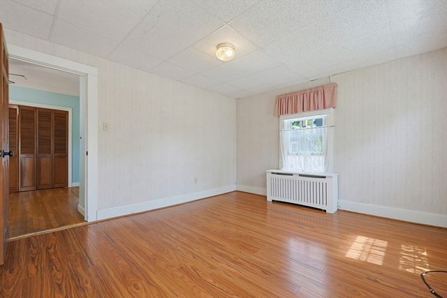 98 Pleasant St, Franklin, MA 02038