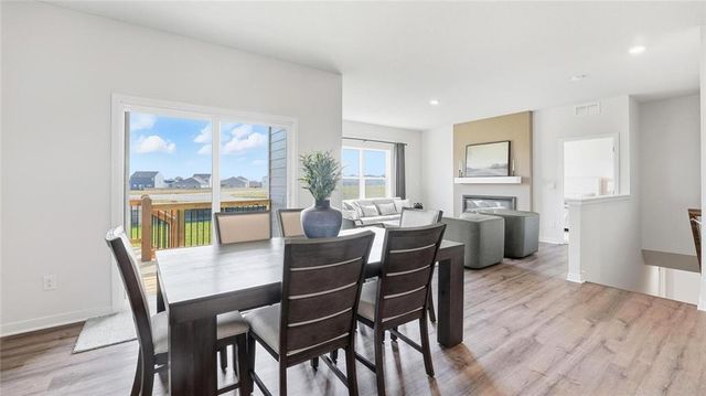 19575 W 202nd Terrace, Spring Hill, KS 66083