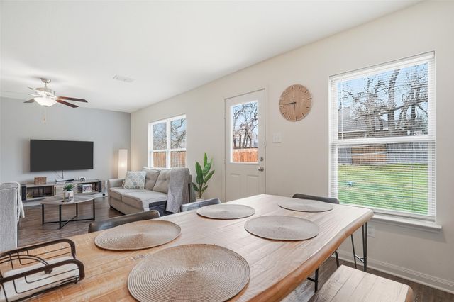 1305 Eagle Lake Drive, Azle, TX 76020