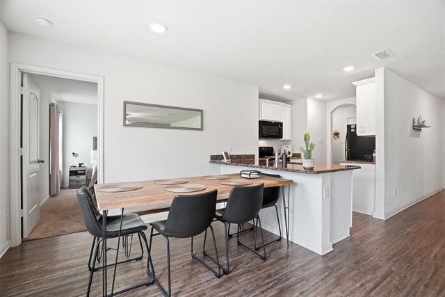 1305 Eagle Lake Drive, Azle, TX 76020