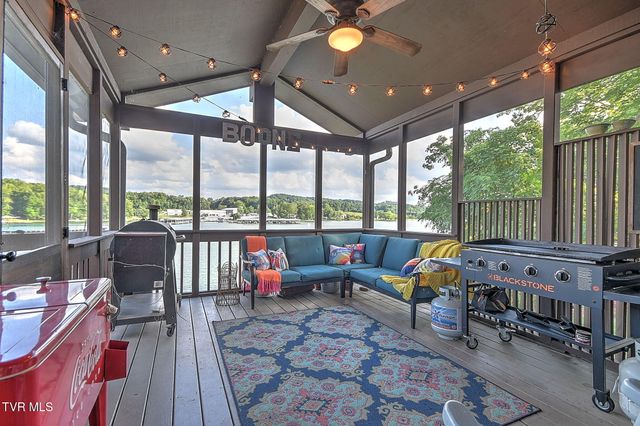 2772 Devault Bridge Road, Piney Flats, TN 37686