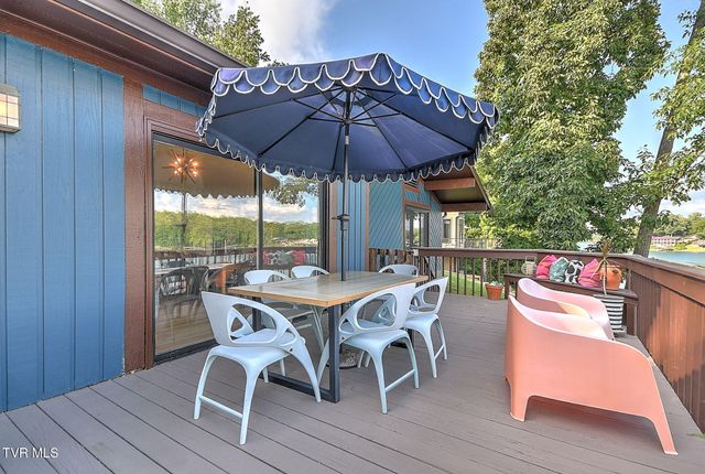 2772 Devault Bridge Road, Piney Flats, TN 37686