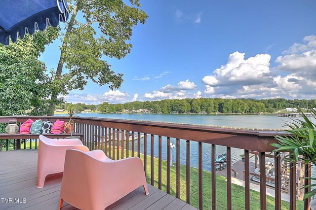 2772 Devault Bridge Road, Piney Flats, TN 37686