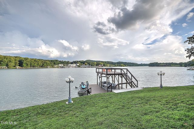 2772 Devault Bridge Road, Piney Flats, TN 37686