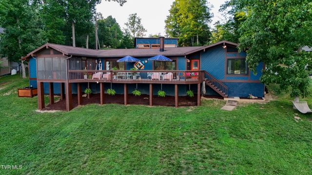 2772 Devault Bridge Road, Piney Flats, TN 37686