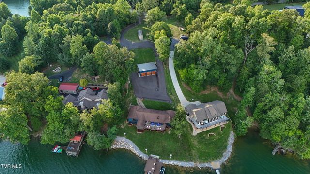 2772 Devault Bridge Road, Piney Flats, TN 37686