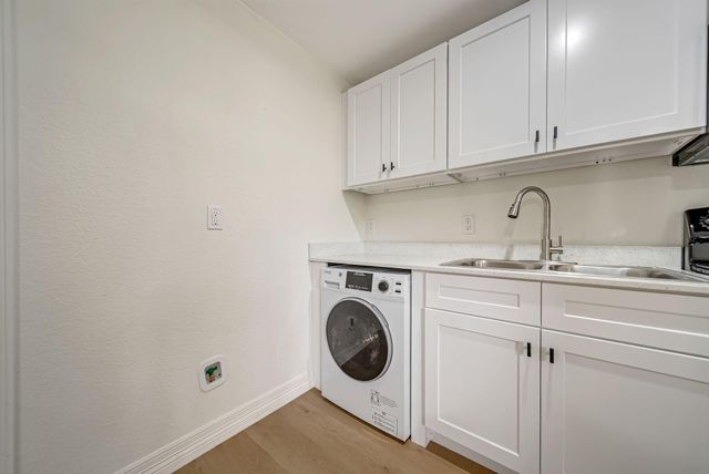 411 Avenue A 2, La Marque, TX 77568