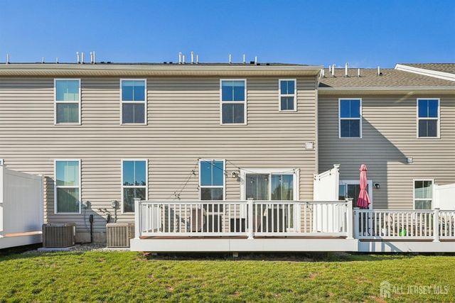 68 Owen Court, Franklin Twsp, NJ 08873