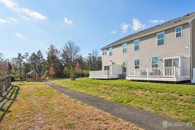 68 Owen Court, Franklin Twsp, NJ 08873