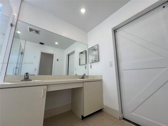 2770 River Run Ter, Miramar, FL 33025