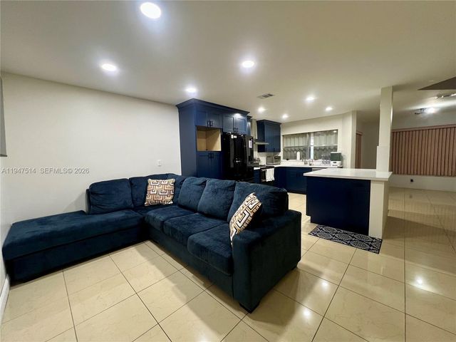 2770 River Run Ter, Miramar, FL 33025