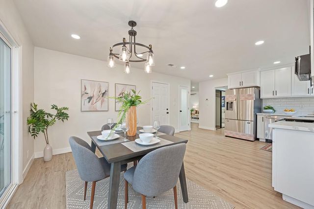 2776 Bridgeford Dr, Sacramento, CA 95833