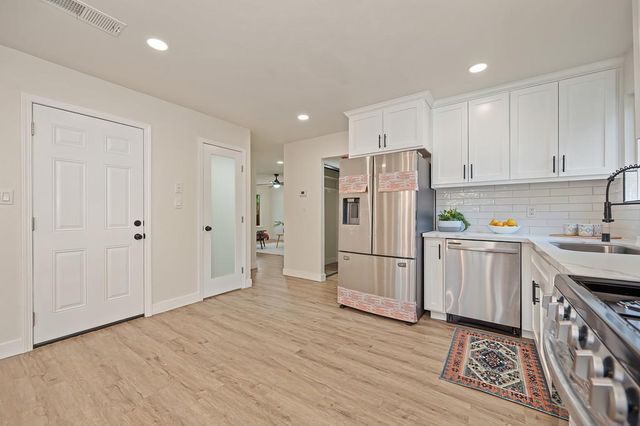 2776 Bridgeford Dr, Sacramento, CA 95833