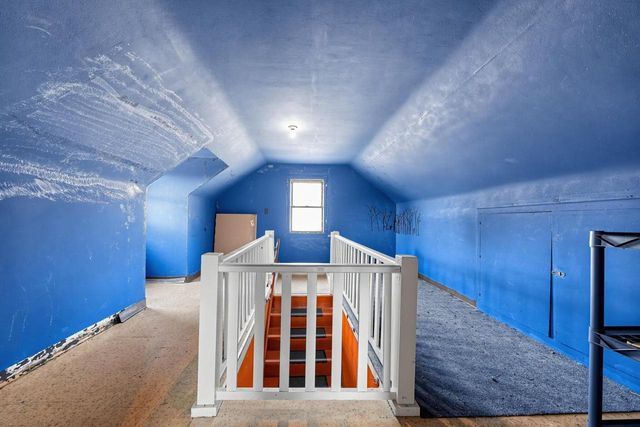 1636 Manitoba AVENUE, South Milwaukee, WI 53172