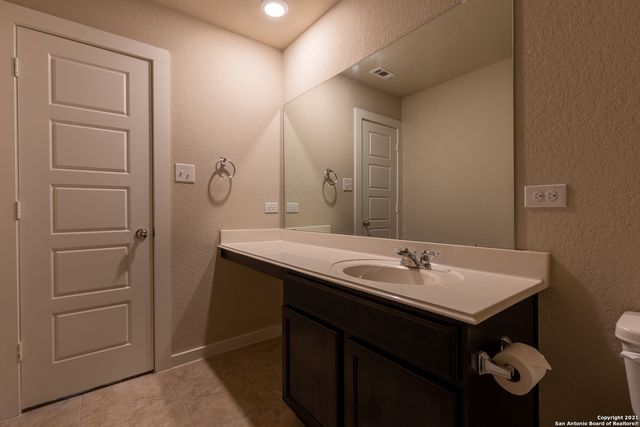 6210 Alta Puerta, San Antonio, TX 78247