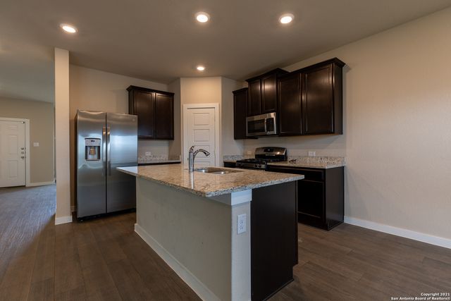 6210 Alta Puerta, San Antonio, TX 78247