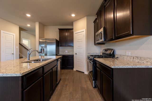 6210 Alta Puerta, San Antonio, TX 78247